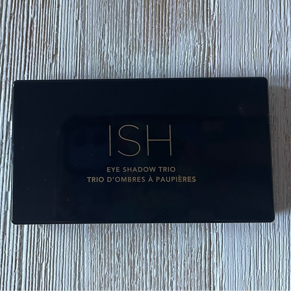 Eyeshadow palette